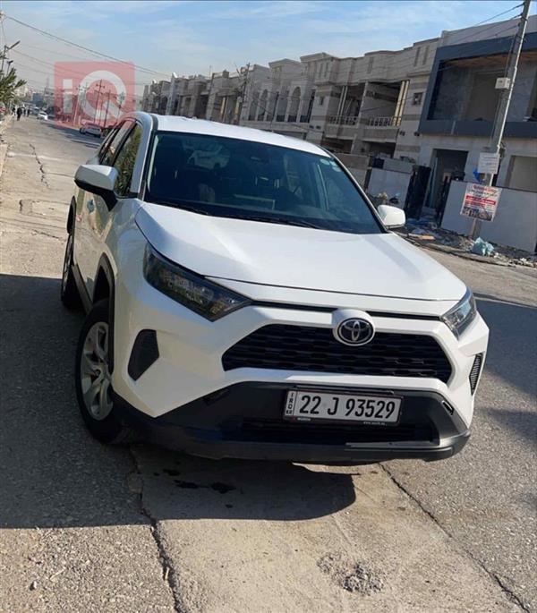 Toyota for sale in Iraq